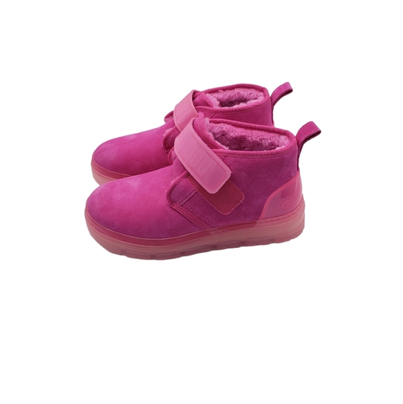 UGG Fuscia Pink Suede Round Toe Booties Slippers Size 9 - Picture 3 of 16